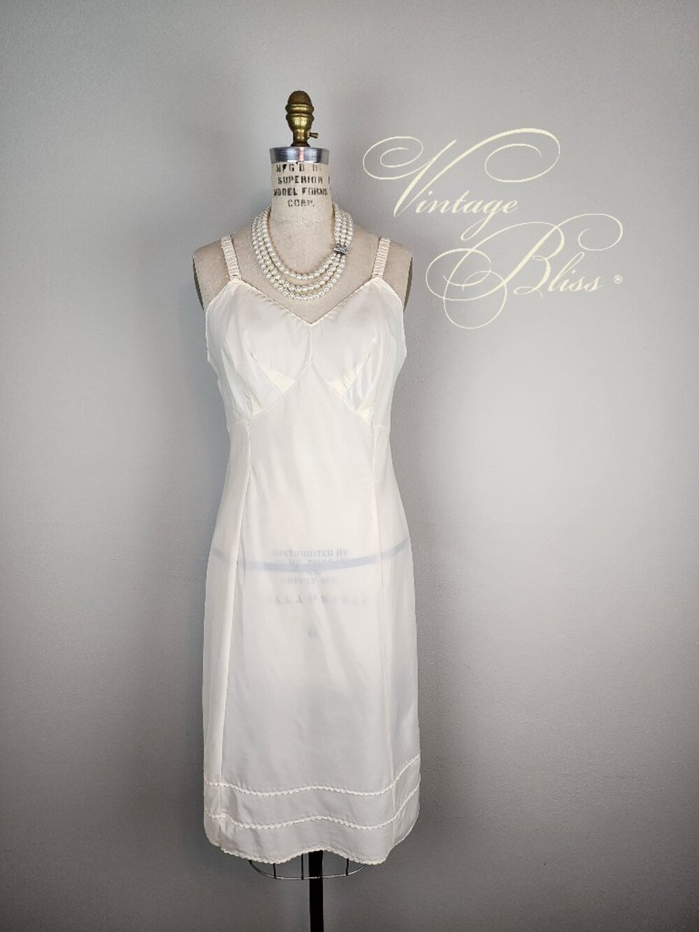 Vintage 1950's Buttercream Midi Slip with Shell Tuck Hem Bust Size 38"-40"